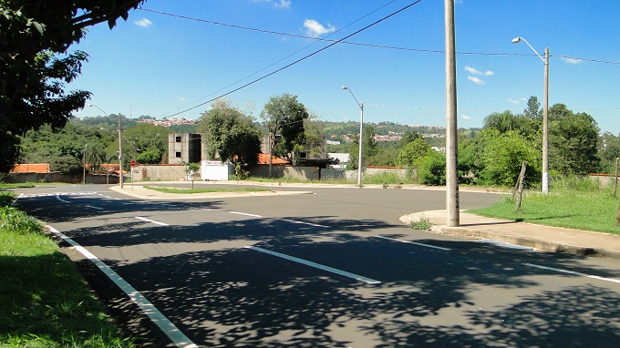 interna Local na avenida Pompeia onde a avenida Higienopolis ira _desembocar_(1)