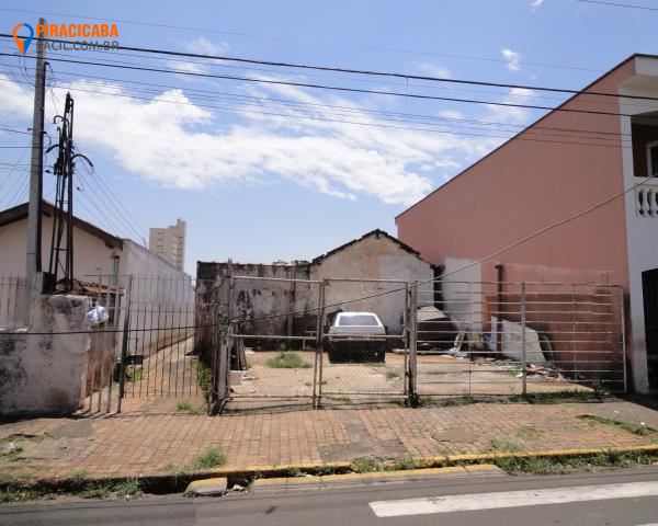 Casa com 5 dormitrios  venda por R$ 430.000,00 - Paulista - Piracicaba/SP