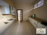Casa com 4 dormitrios  venda, 435 m por R$ 890.000,00 - Centro - Piracicaba/SP