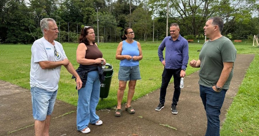 Vereador acompanha melhorias em centros esportivos de Santana e Santa Olímpia