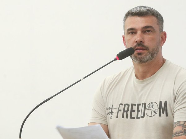 Vereador critica a falta de manutenção e conservação do elevador do Mirante
