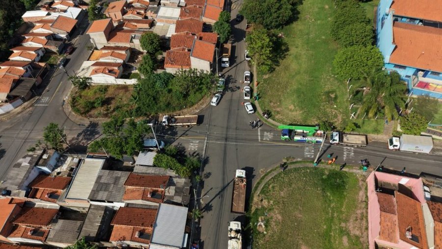 Bairro Santa Fé recebe força-tarefa com serviços de zeladoria urbana