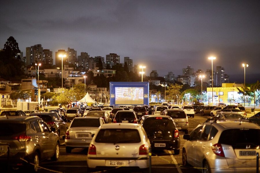 Piracicaba recebe sessões gratuitas de cinema drive-in do Cine Autorama