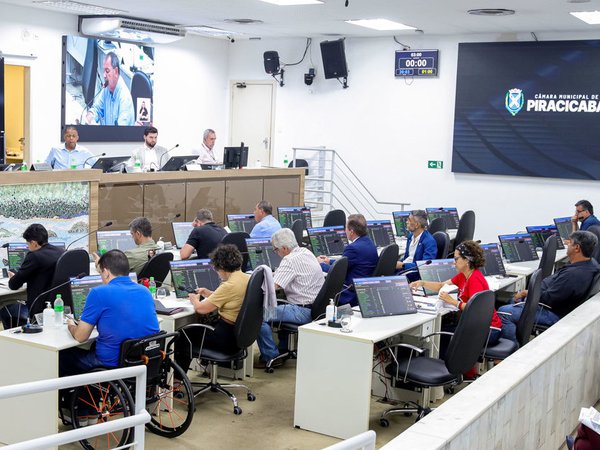 Reunião ordinária discute projeto de trânsito mais seguro no entorno de escolas