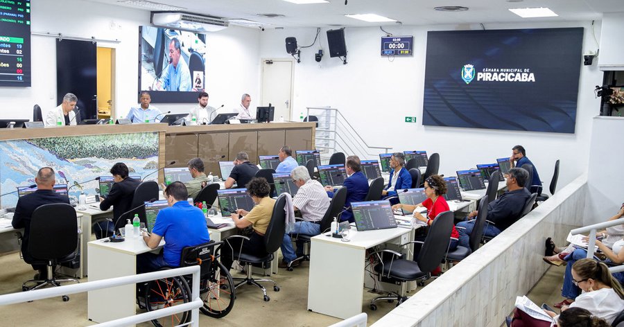 Reunião ordinária discute projeto de trânsito mais seguro no entorno de escolas